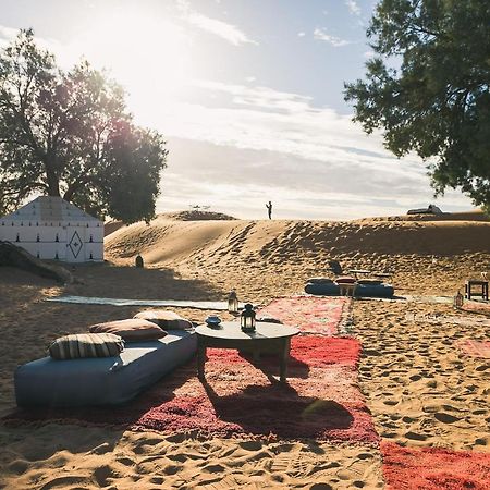Hôtel Prestigious camp à Merzouga Extérieur photo