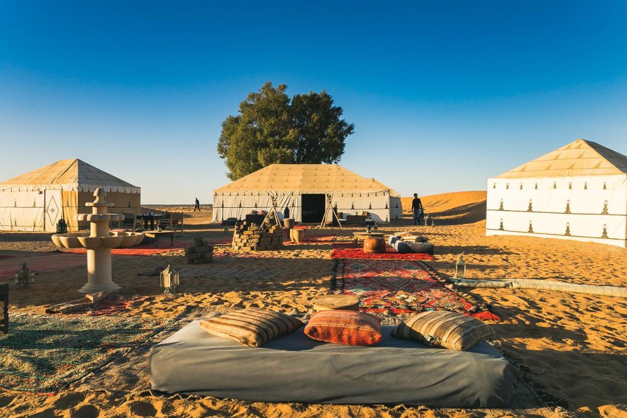 Hôtel Prestigious camp à Merzouga Extérieur photo