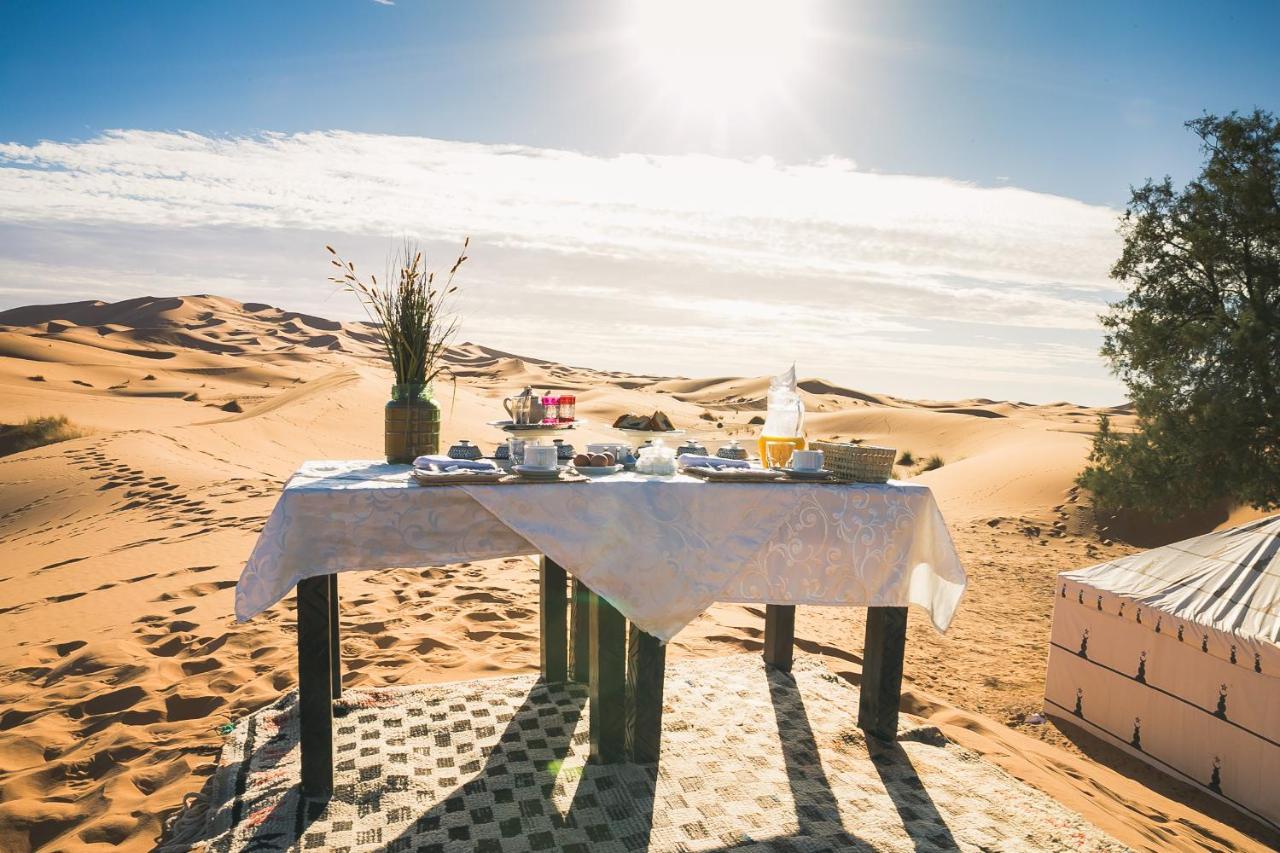 Hôtel Prestigious camp à Merzouga Extérieur photo