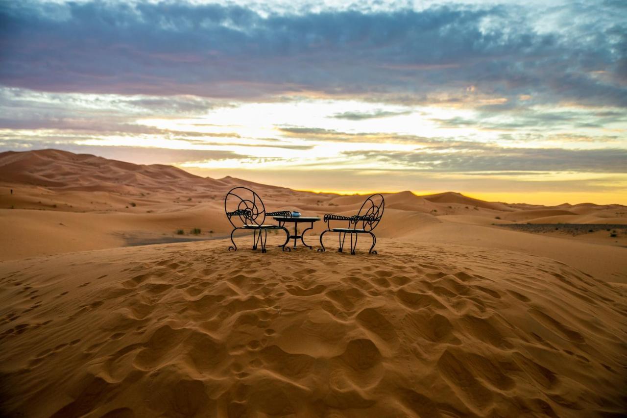 Hôtel Prestigious camp à Merzouga Extérieur photo