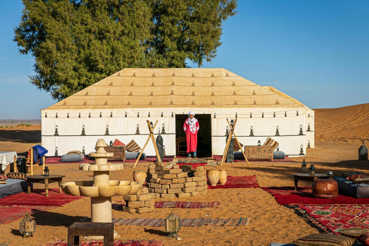 Hôtel Prestigious camp à Merzouga Extérieur photo