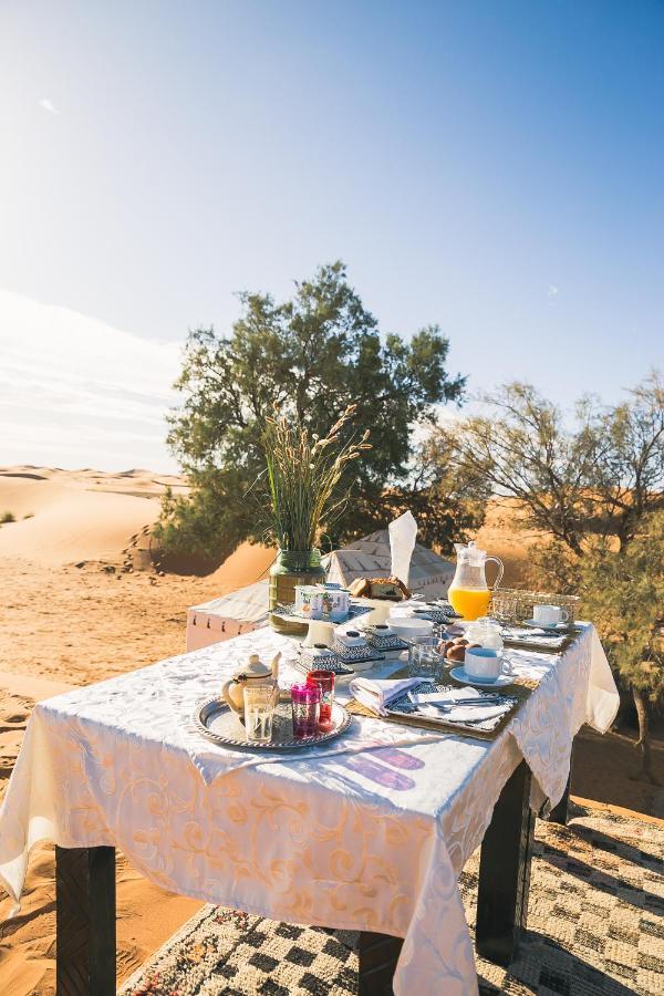 Hôtel Prestigious camp à Merzouga Extérieur photo
