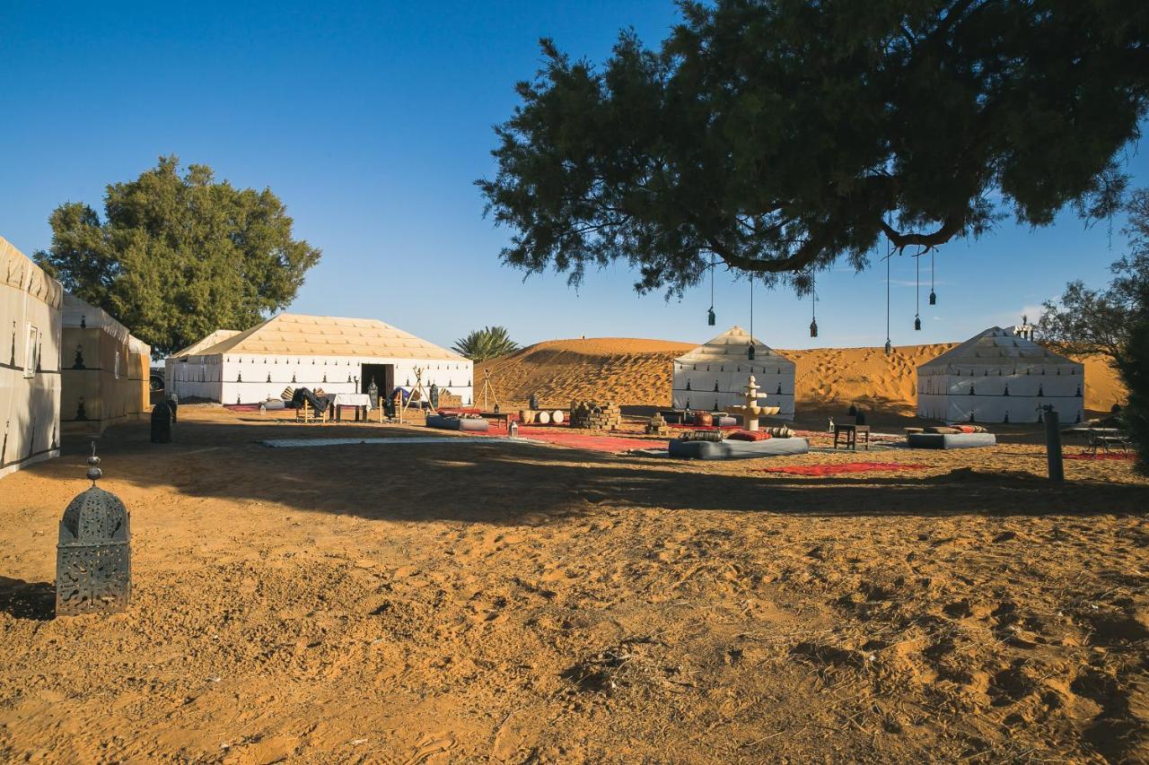 Hôtel Prestigious camp à Merzouga Extérieur photo