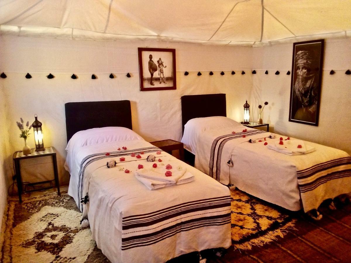 Hôtel Prestigious camp à Merzouga Extérieur photo